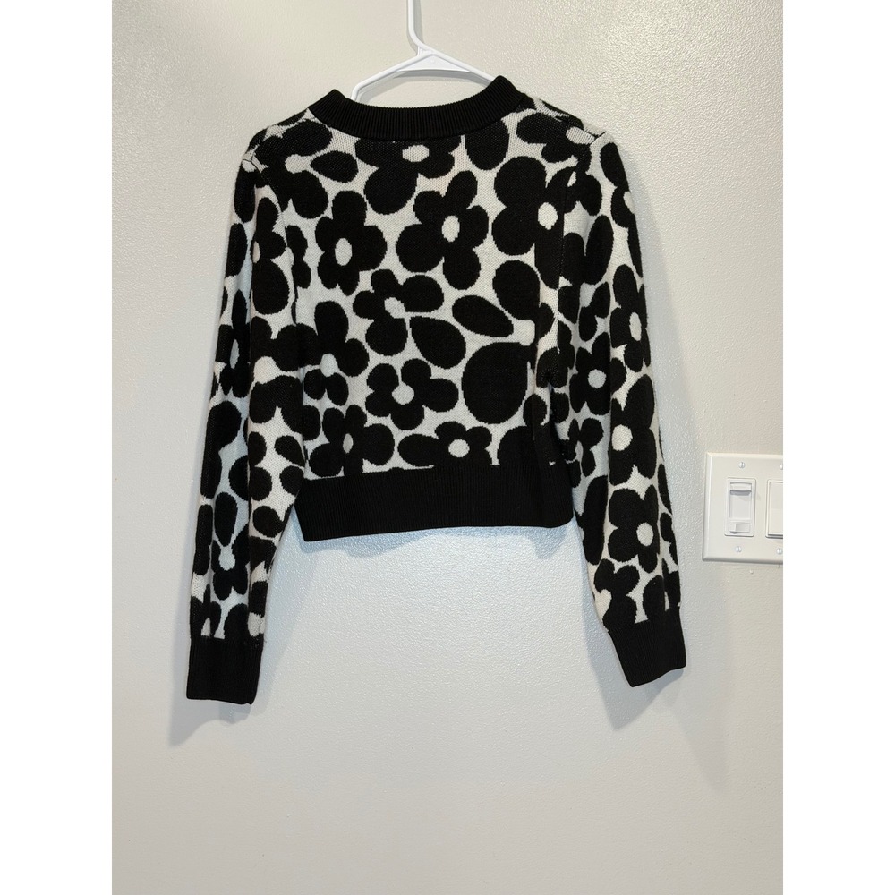 Black& White Floral Daisy Print Retro Cropped Crewneck Sweater Long Sleeve Knit